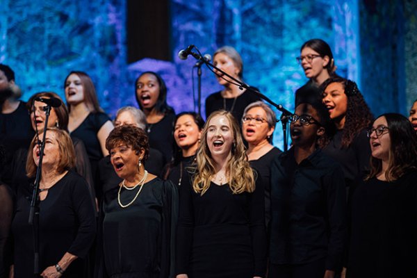 Tyndale Community Choir singers